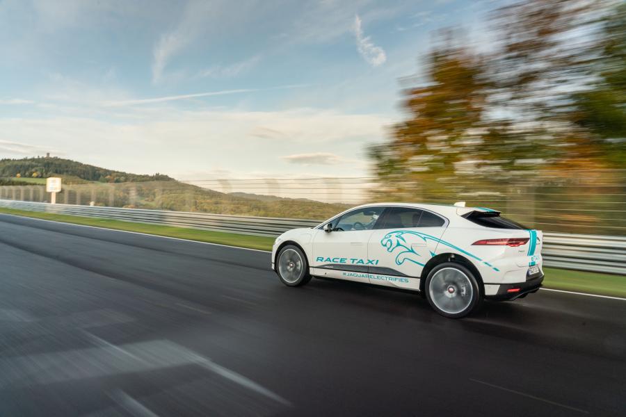  Jaguar I-Pace EV400 AWD HSE Nurburgring Taxi 2019 года  (фото 9 из 9)